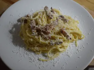 Spaghete carbonara