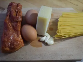 02-spaghete-carbonara