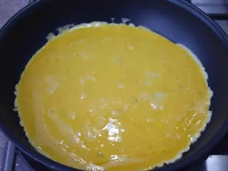 03-omleta-cu-crutoane