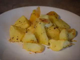 04-cartofi-la-cuptor